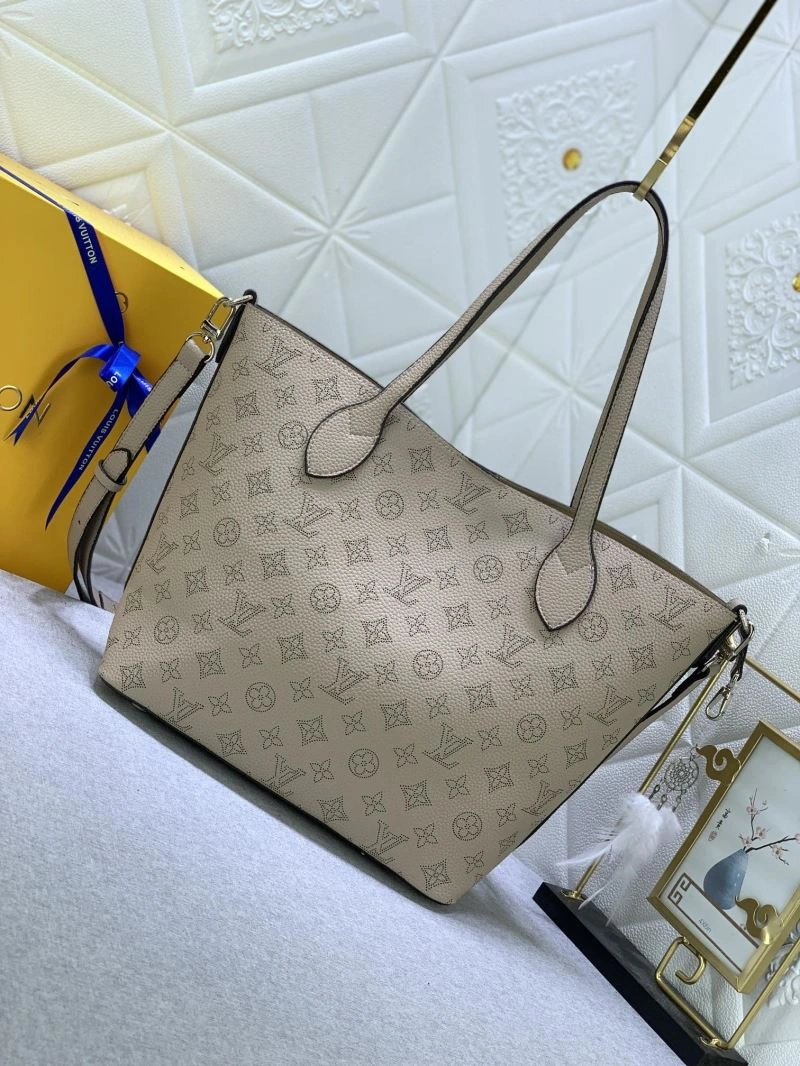 ModernLook Louis Vuitton Shopping Bags 79494