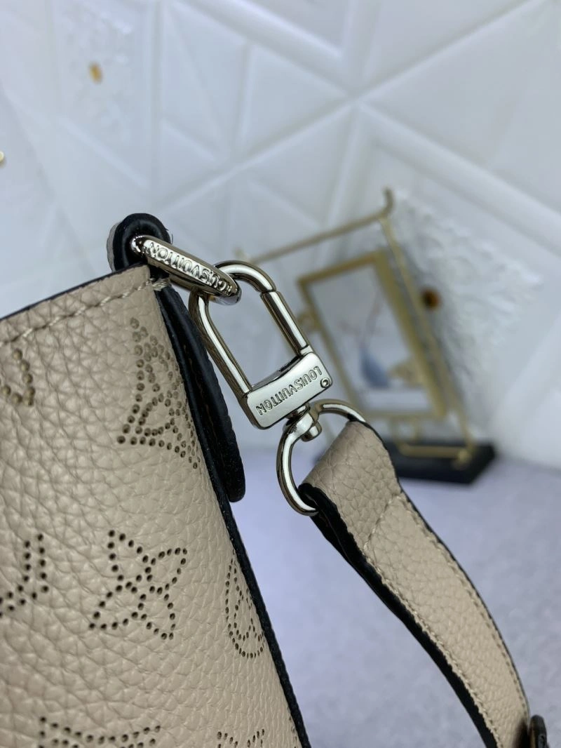 ModernLook Louis Vuitton Shopping Bags 79494
