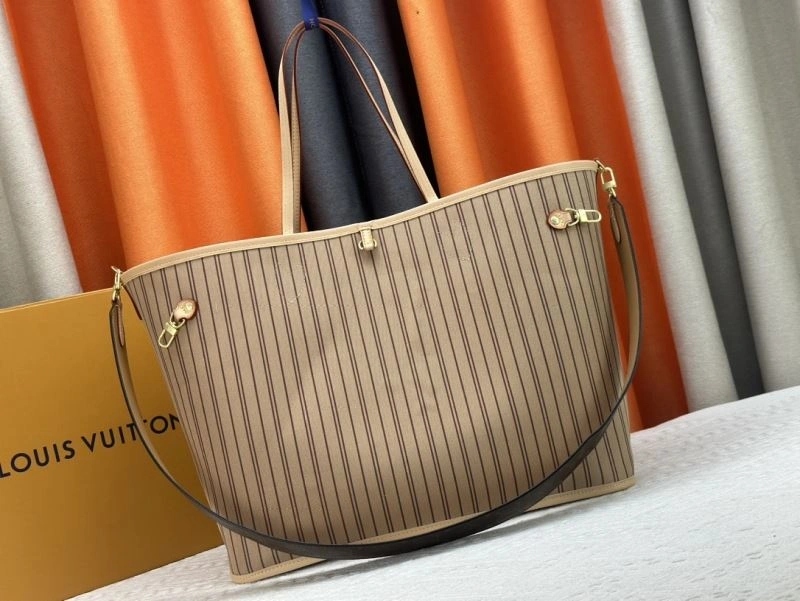 Sleek Louis Vuitton Shopping Bags 79472
