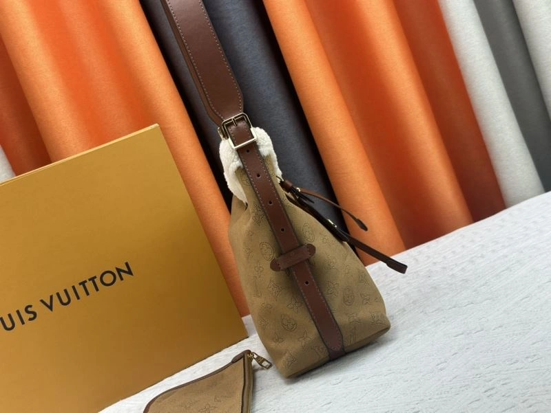 Timeless Louis Vuitton Shopping Bags 79449