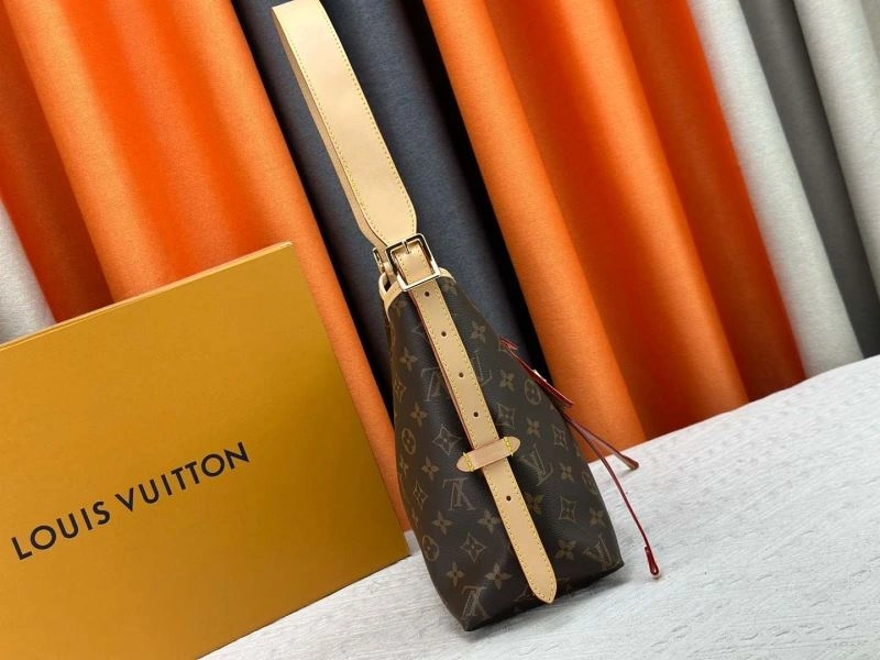 Modern Louis Vuitton Shopping Bags 78892
