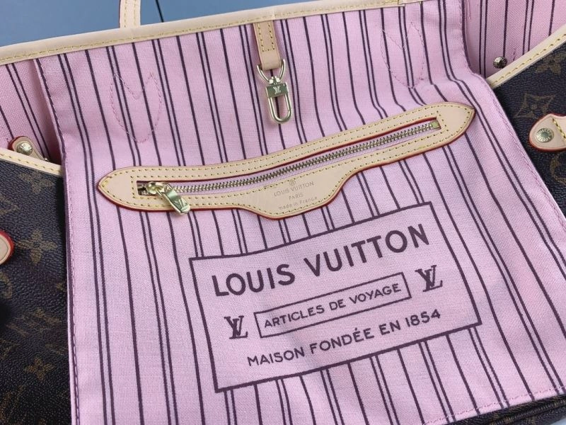 Bright Louis Vuitton Shopping Bags 79465