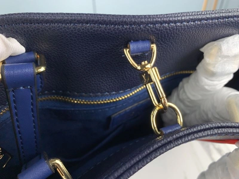 Breathable Louis Vuitton Shopping Bags 79468