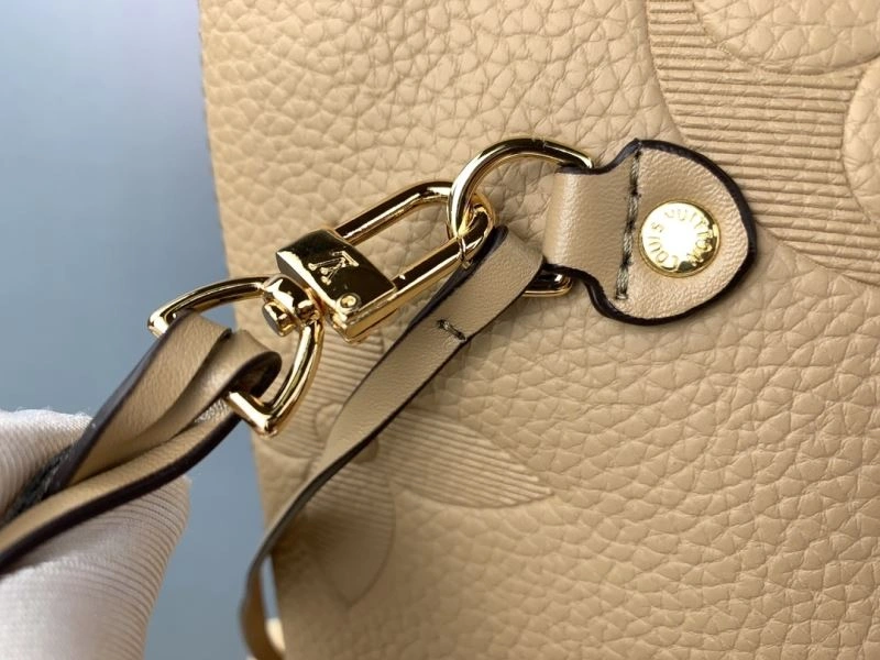 Louis Vuitton Shopping Bags QuickDry 79445