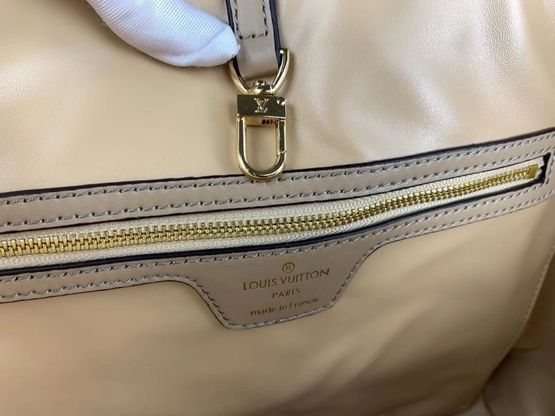 Louis Vuitton Shopping Bags QuickDry 79445