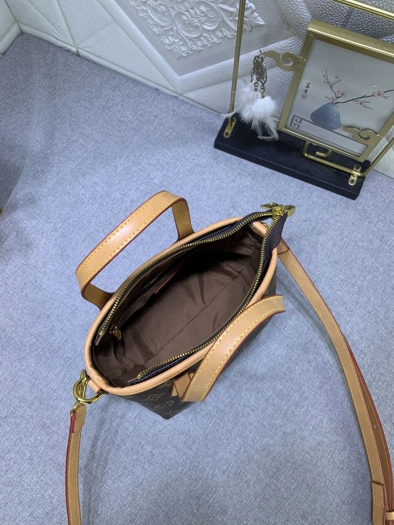 Effortless Louis Vuitton Shopping Bags 79441