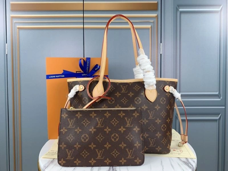 Bright Louis Vuitton Shopping Bags 78887
