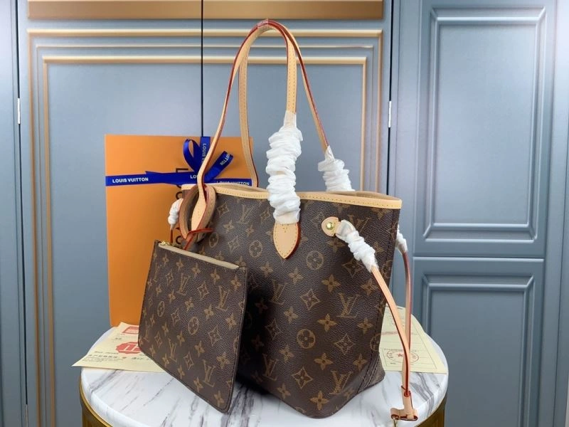 Bright Louis Vuitton Shopping Bags 78887