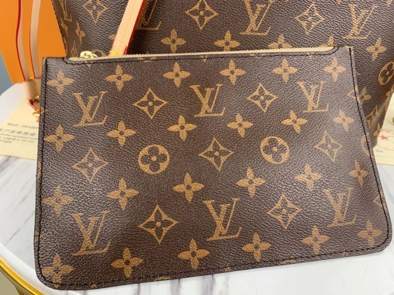 Bright Louis Vuitton Shopping Bags 78887