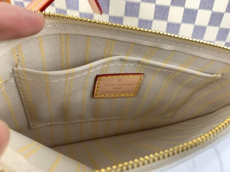Cozy Louis Vuitton Shopping Bags 79416