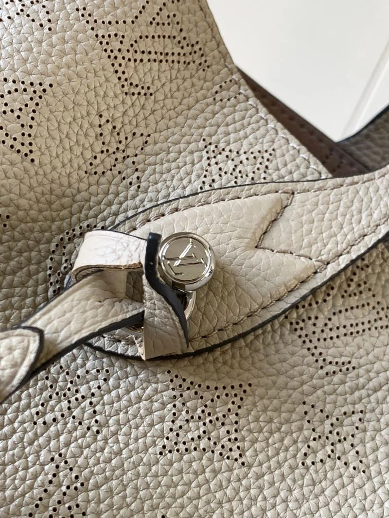 Louis Vuitton Shopping Bags Unisex 39519