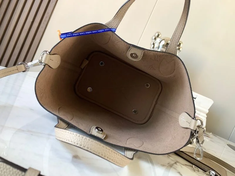 Louis Vuitton Shopping Bags Unisex 39519