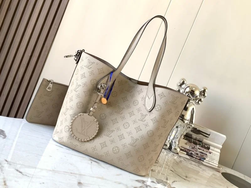 Louis Vuitton Shopping Bags Bold 39537