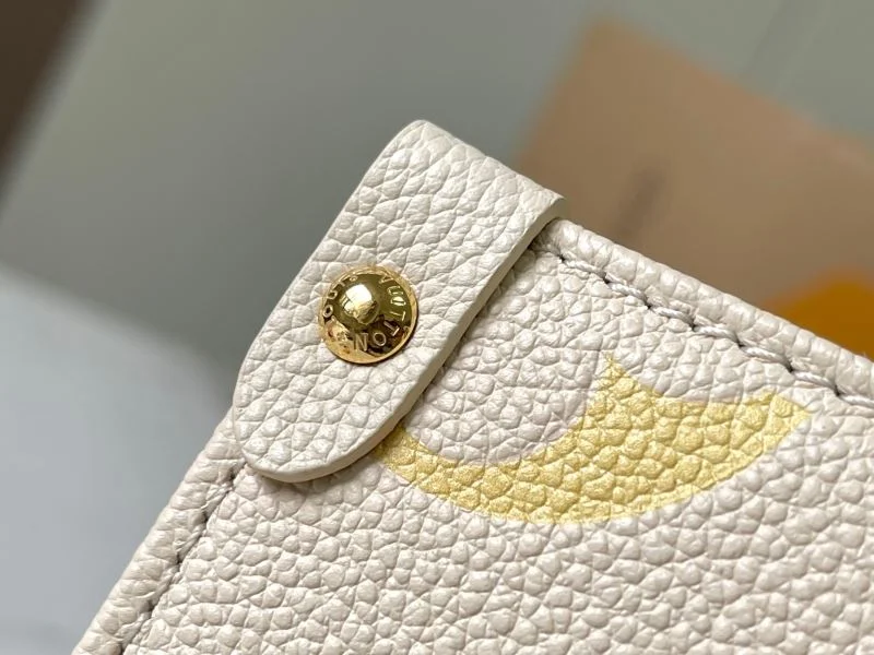 FashionForward Louis Vuitton Shopping Bags 39496