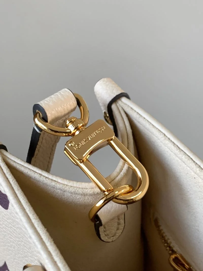 Louis Vuitton Shopping Bags RelaxedFit 39494