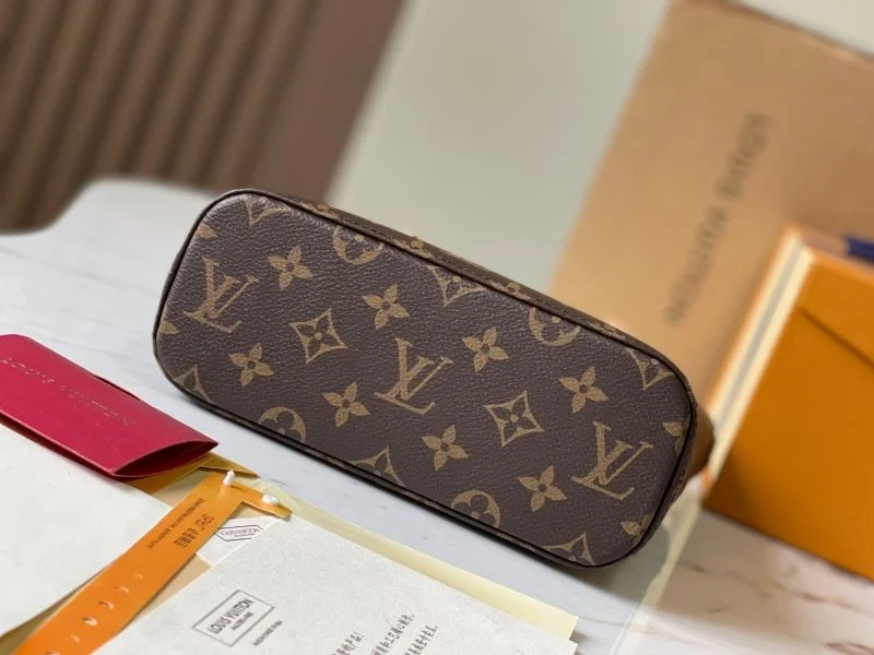 Louis Vuitton Shopping Bags WellDesigned 39529