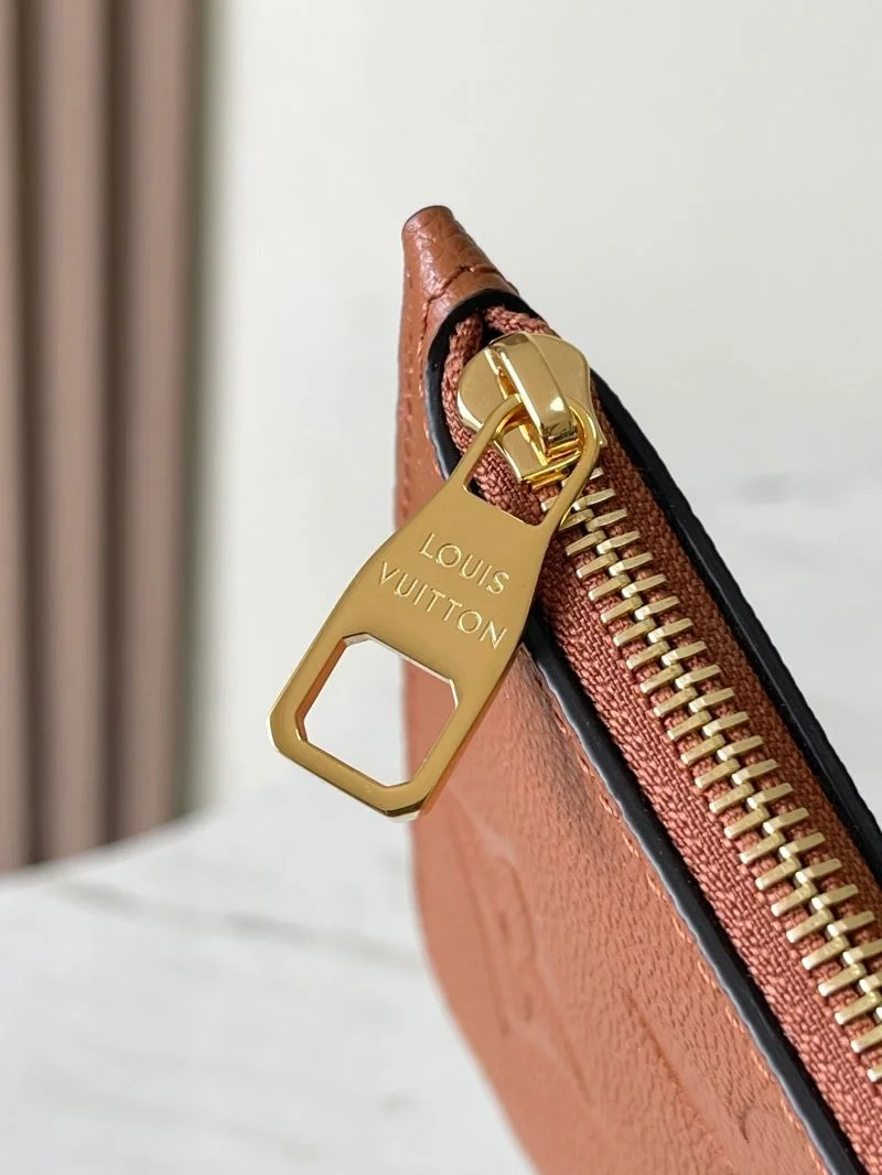 Louis Vuitton Shopping Bags UrbanChic 39500
