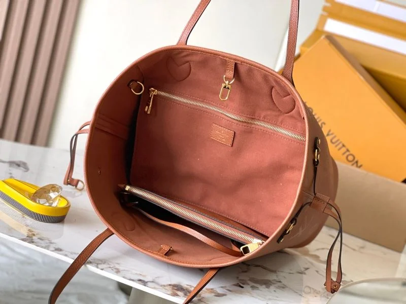 Louis Vuitton Shopping Bags UrbanChic 39500