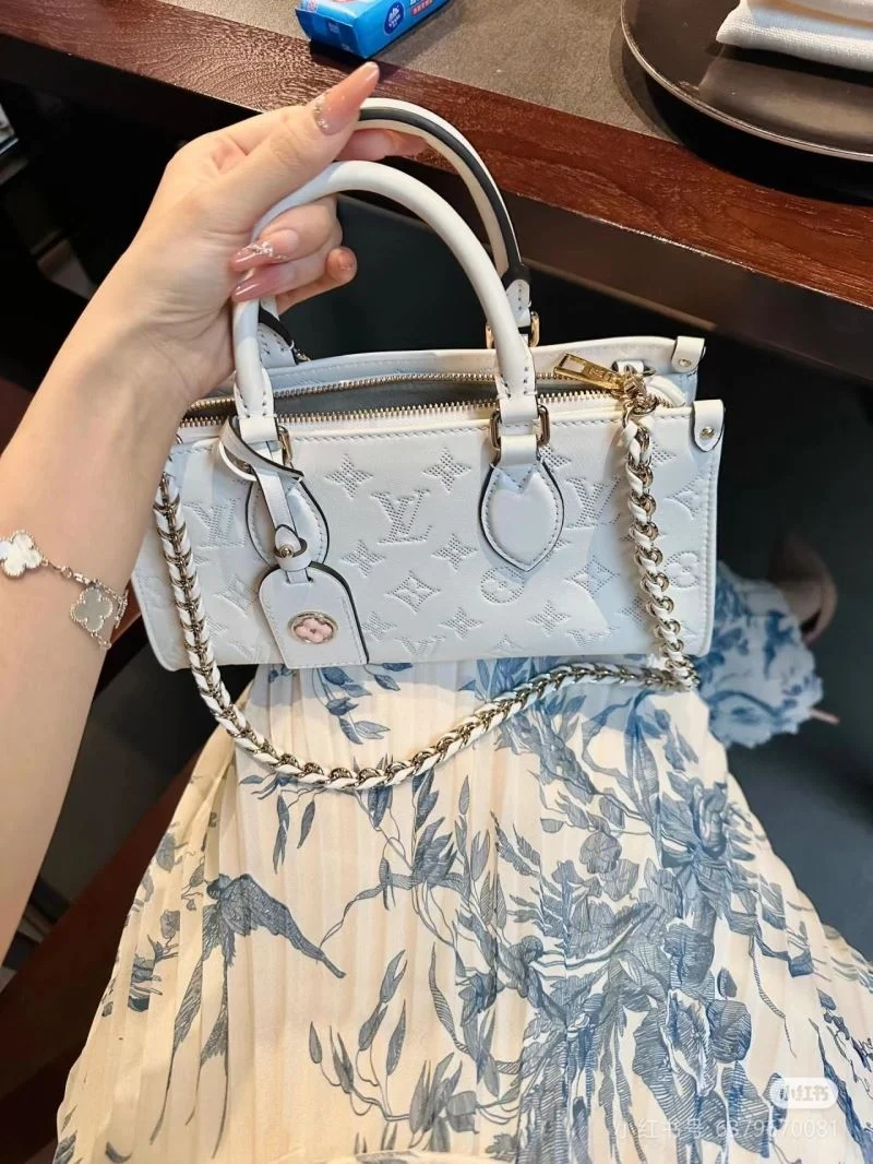 EasyMatch Louis Vuitton Shopping Bags 39483