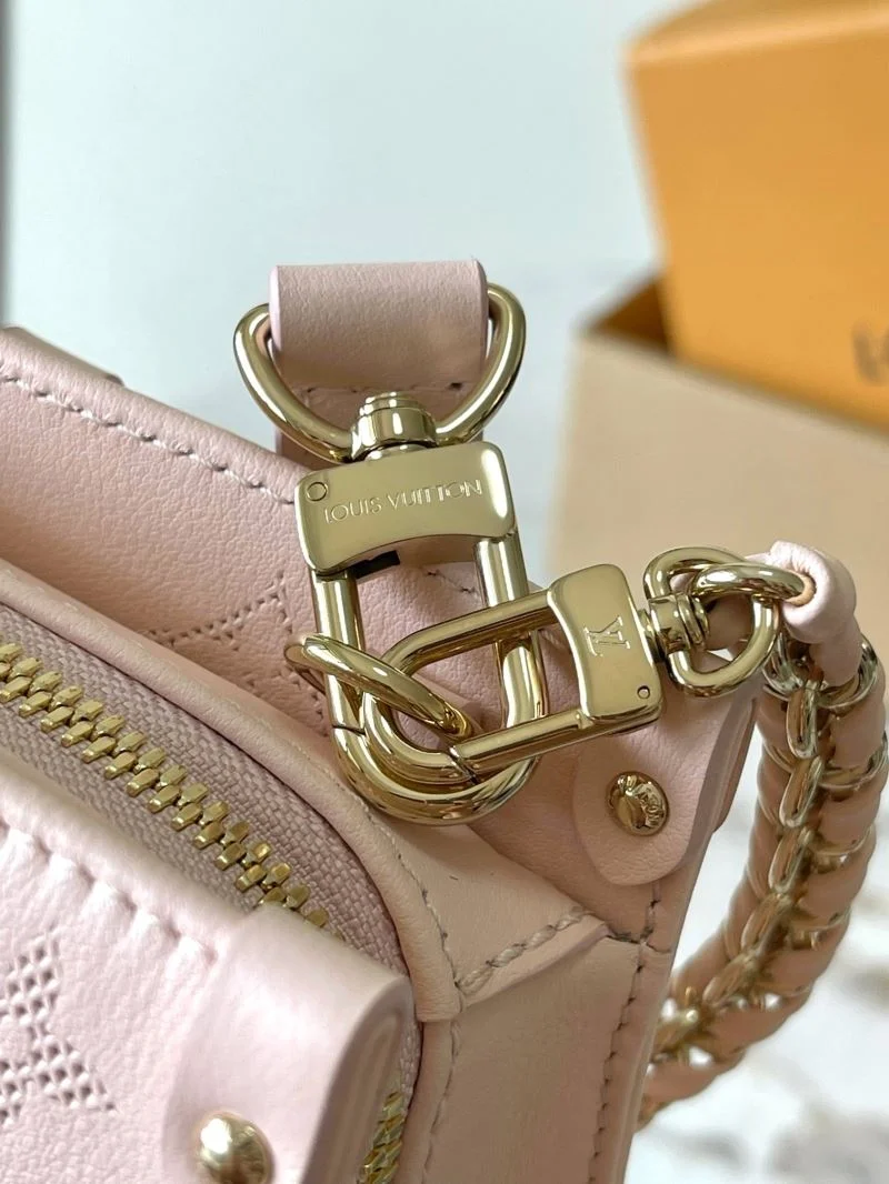 Functional Louis Vuitton Shopping Bags 39481