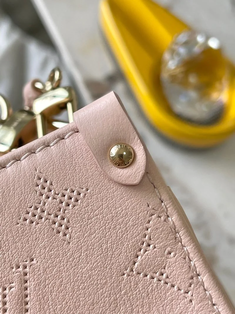 Functional Louis Vuitton Shopping Bags 39481