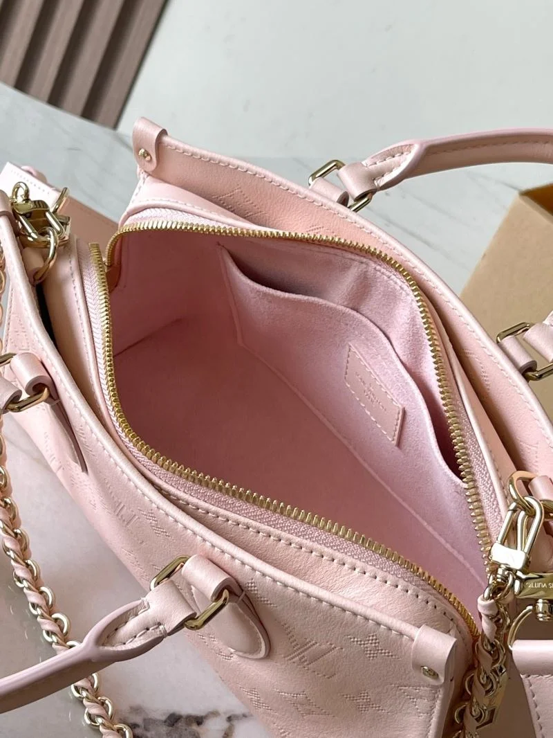 Functional Louis Vuitton Shopping Bags 39481