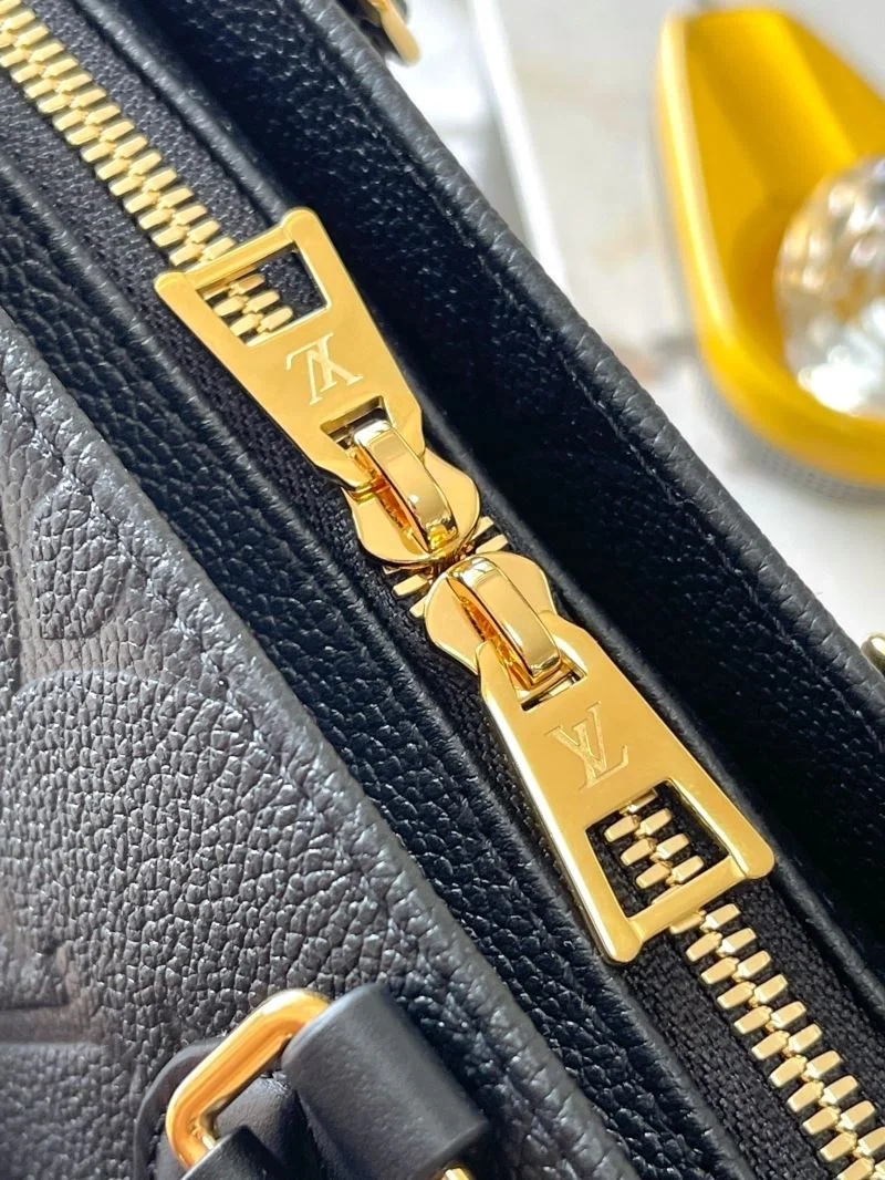 Louis Vuitton Shopping Bags Sporty 39487