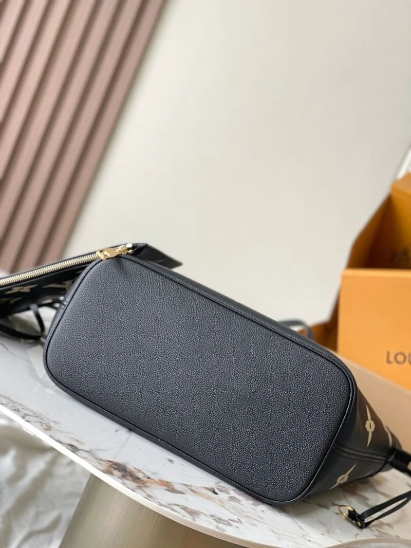 Louis Vuitton Shopping Bags Sporty 39472