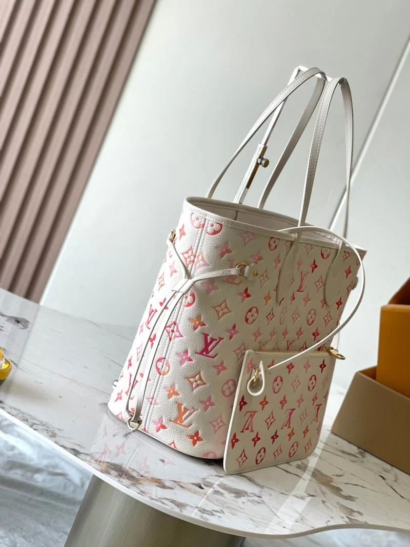 SportInspired Louis Vuitton Shopping Bags 39465