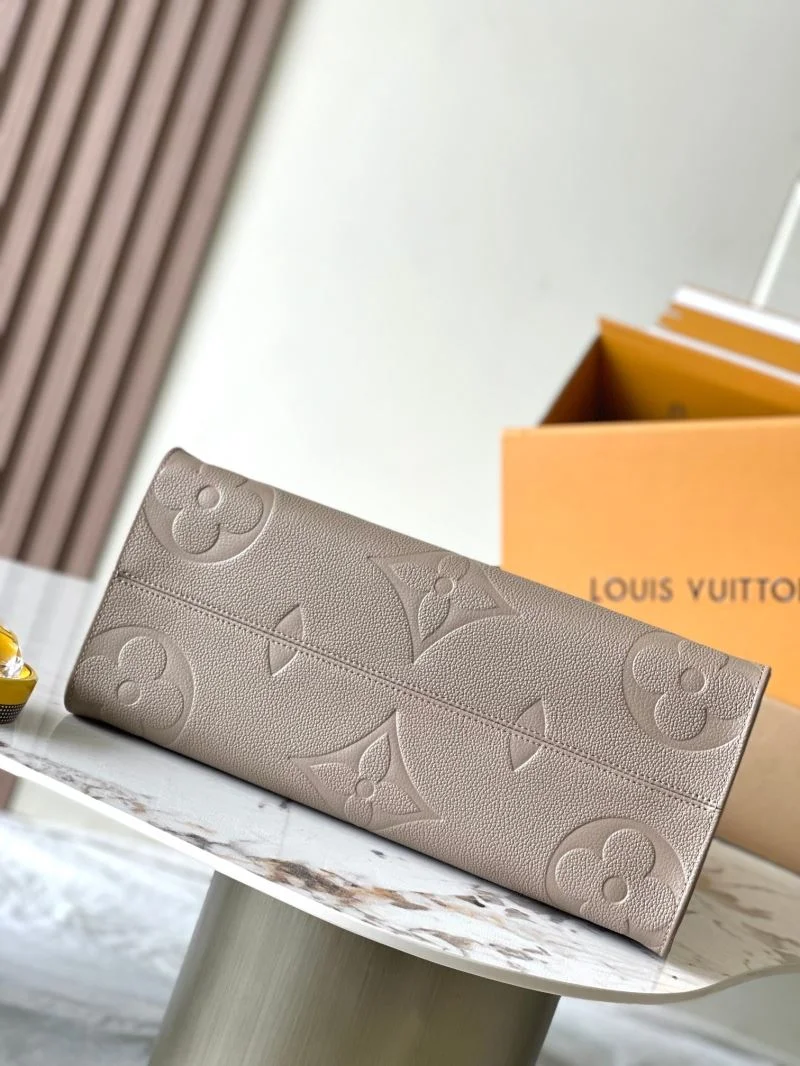 Lightweight Louis Vuitton Shopping Bags 39460