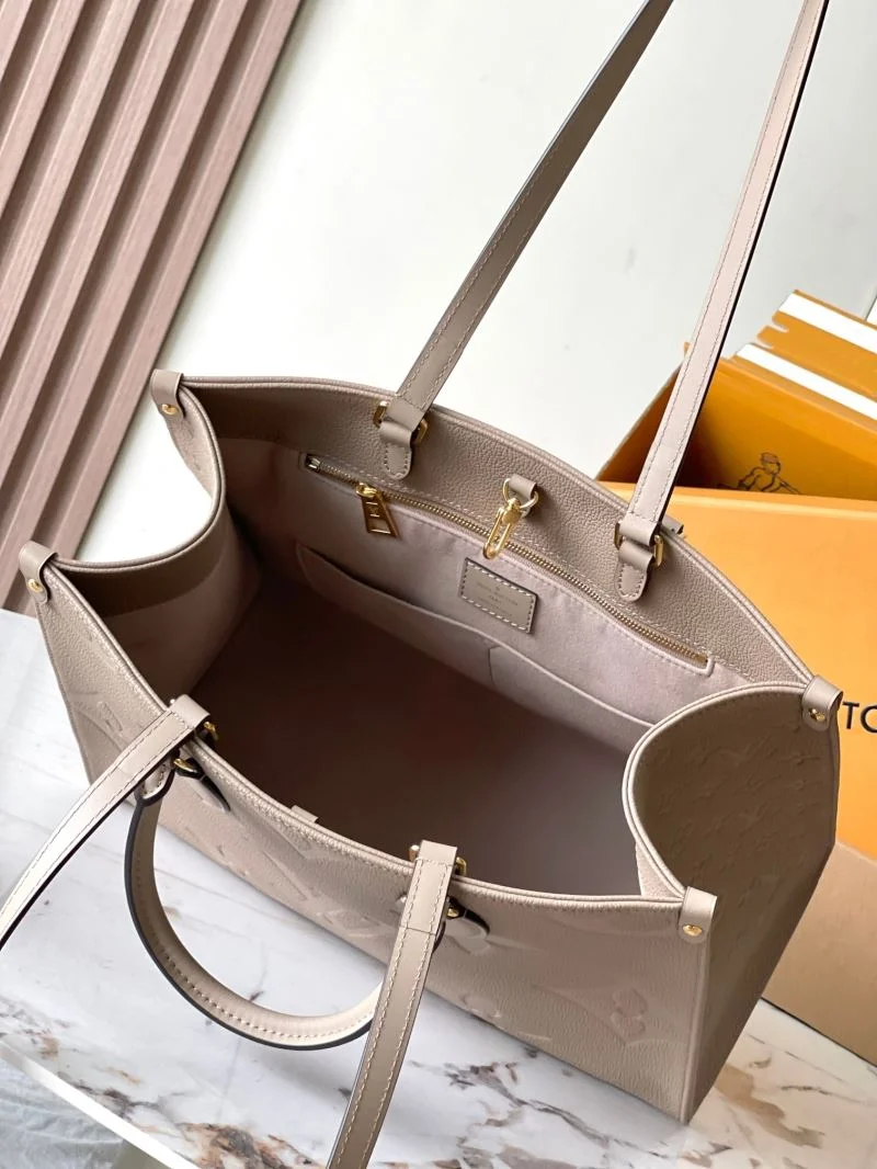 Lightweight Louis Vuitton Shopping Bags 39460