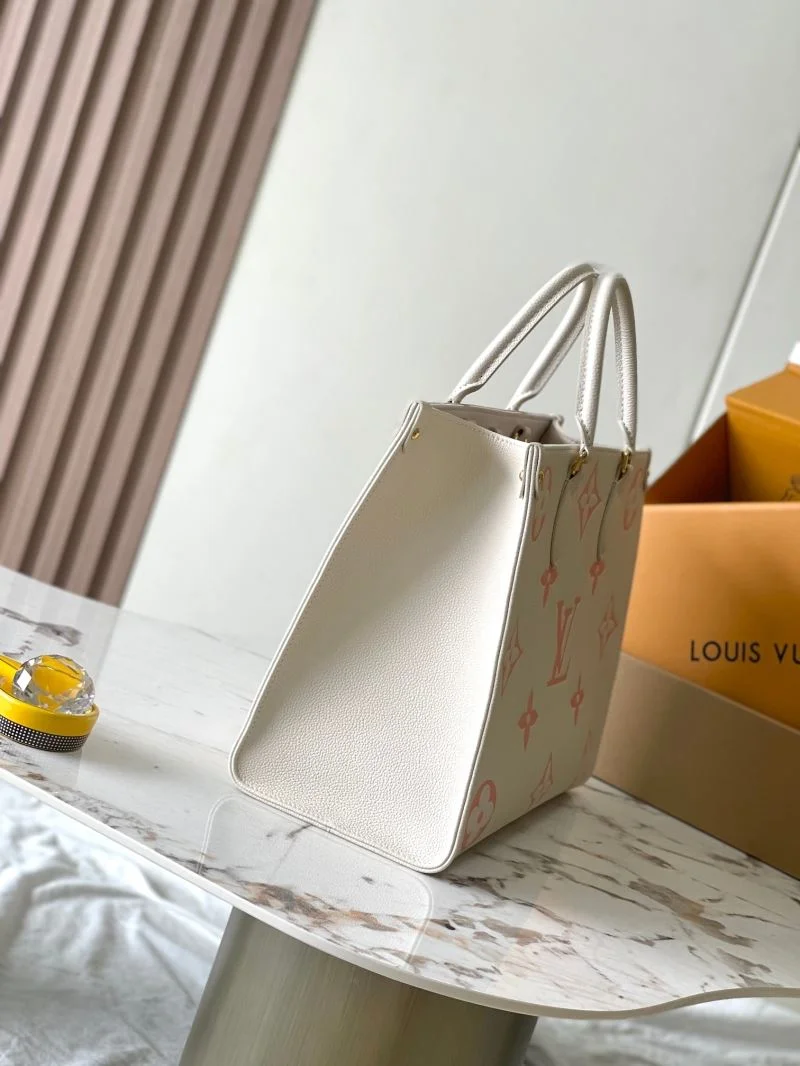 Breathable Louis Vuitton Shopping Bags 39482