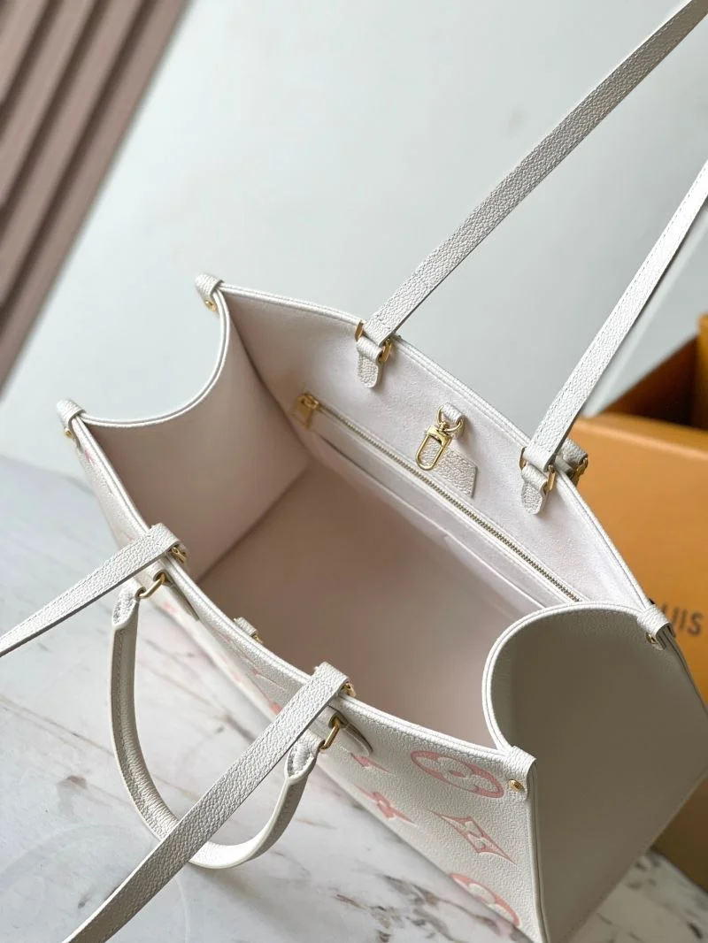 Breathable Louis Vuitton Shopping Bags 39482