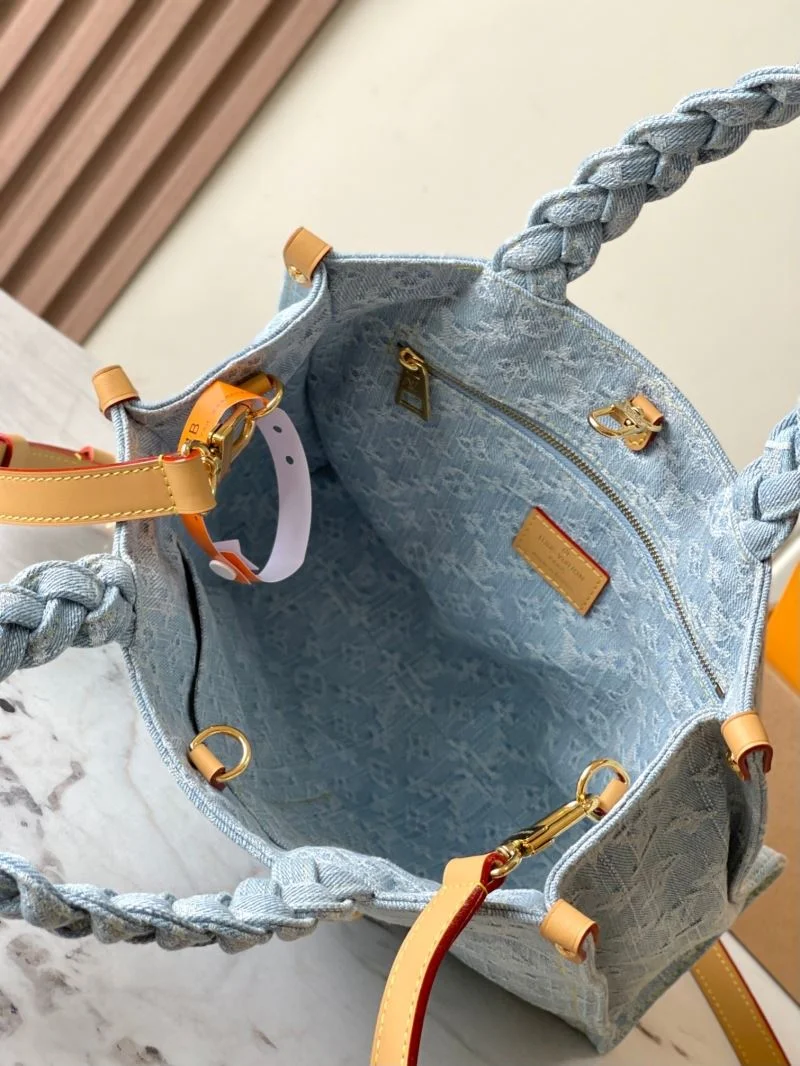 Breathable Louis Vuitton Shopping Bags 39455
