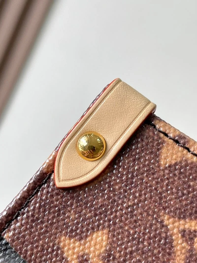 MoistureWicking Louis Vuitton Shopping Bags 39456