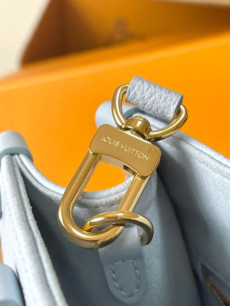 TechFriendly Louis Vuitton Shopping Bags 39495