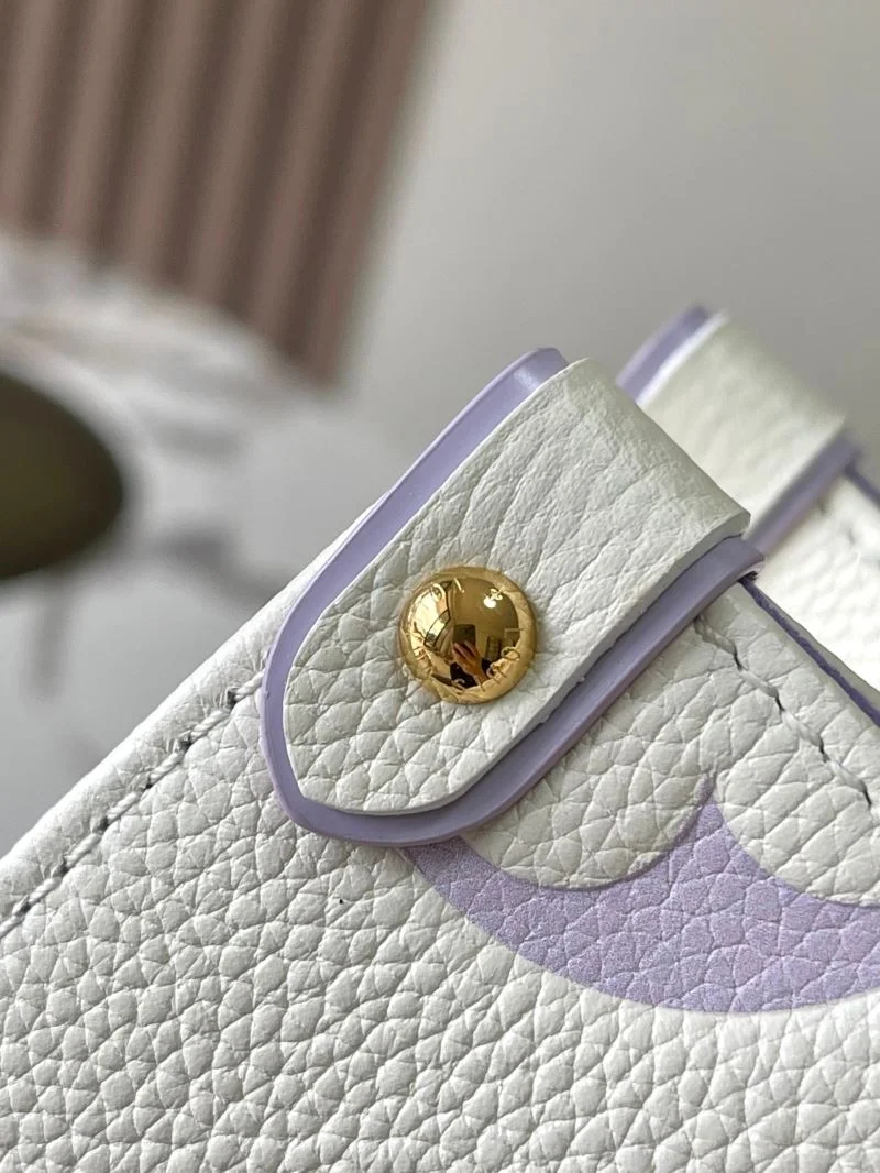 Vibrant Louis Vuitton Shopping Bags 39446