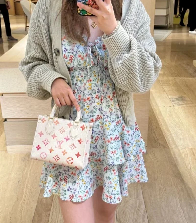 Classic Louis Vuitton Shopping Bags 39466