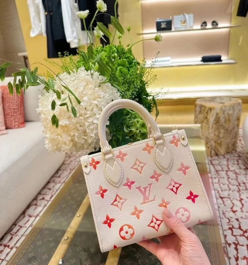 Classic Louis Vuitton Shopping Bags 39466