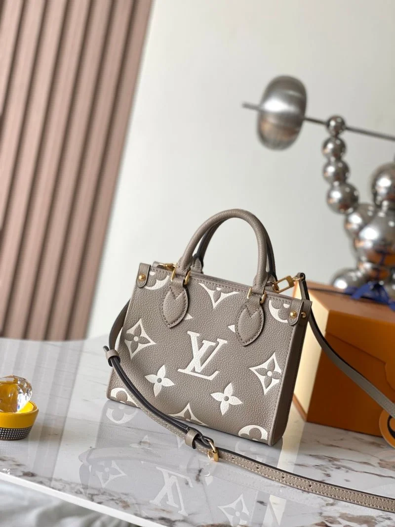 Louis Vuitton Shopping Bags ComfortFit 39468
