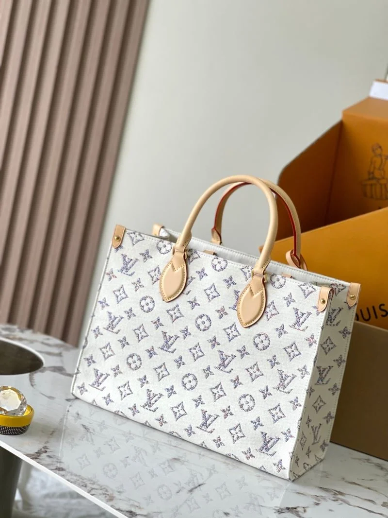Functional Louis Vuitton Shopping Bags 39461