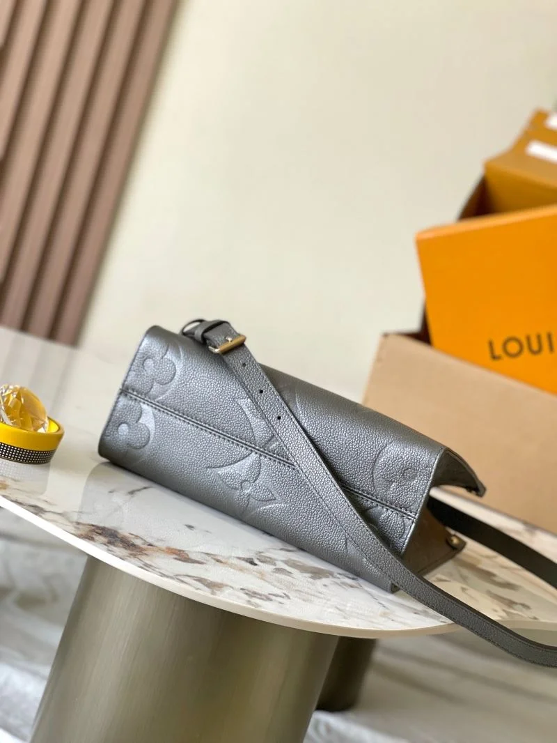 Lightweight Louis Vuitton Shopping Bags 39457