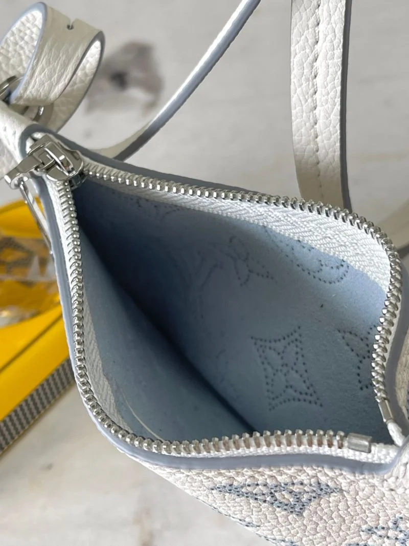 Durable Louis Vuitton Shopping Bags 39434