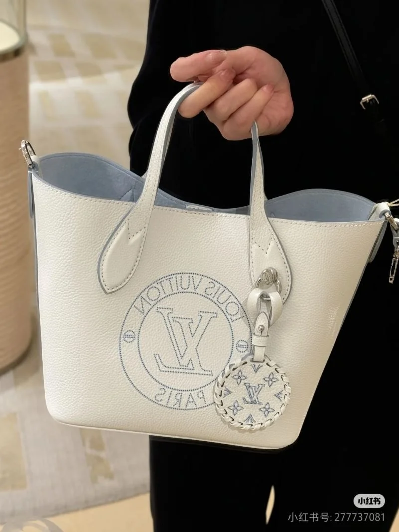 Durable Louis Vuitton Shopping Bags 39434