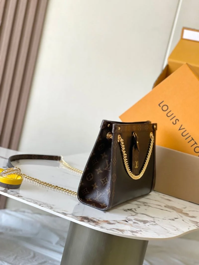 Louis Vuitton Shopping Bags ModernLook 39431