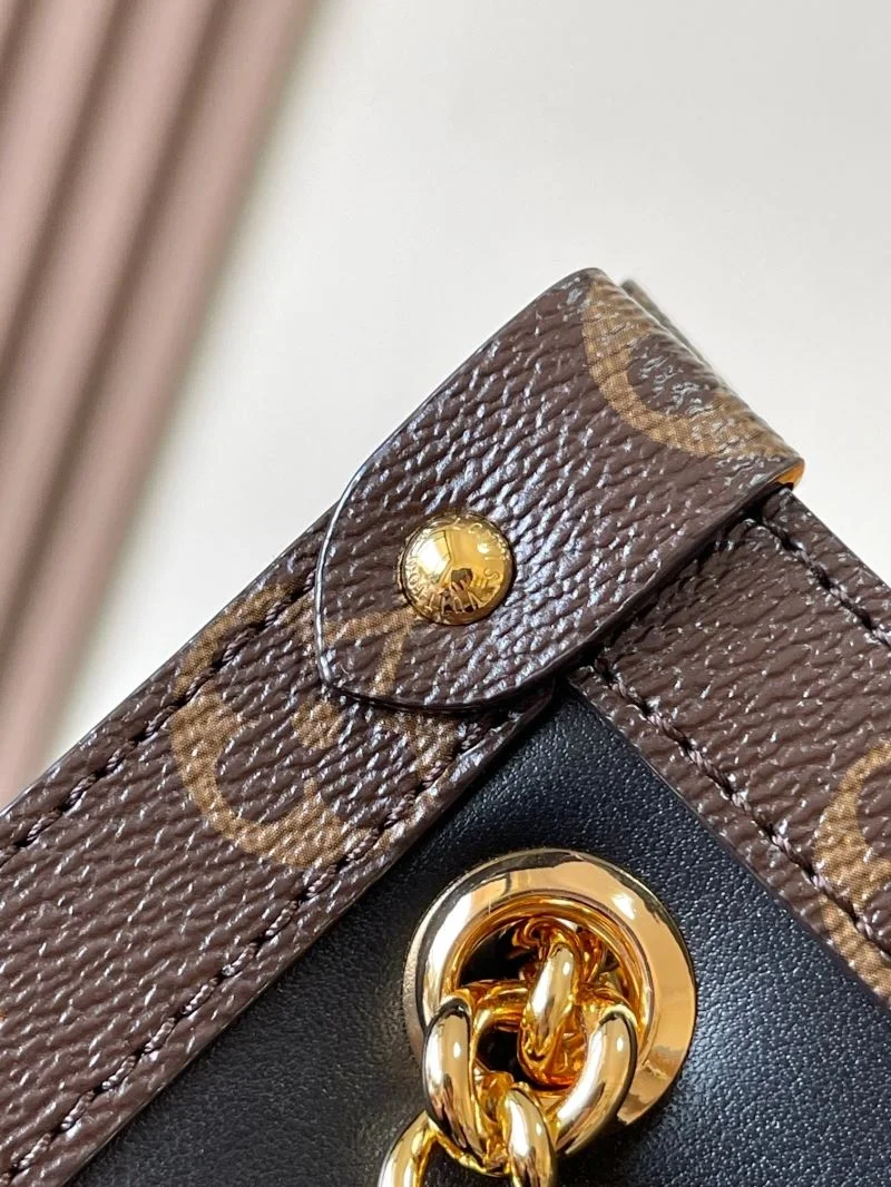 Louis Vuitton Shopping Bags ModernLook 39431