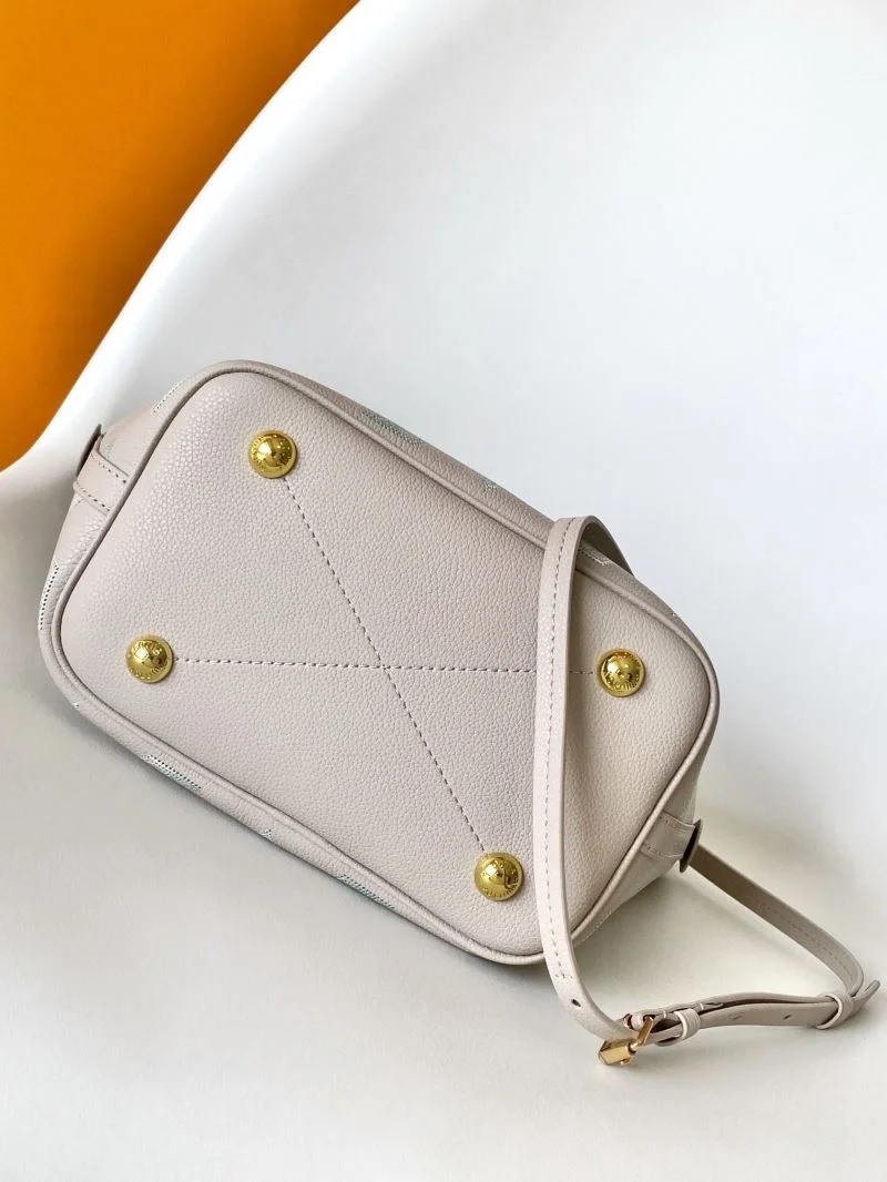 Louis Vuitton Shopping Bags WaterResistant 39438