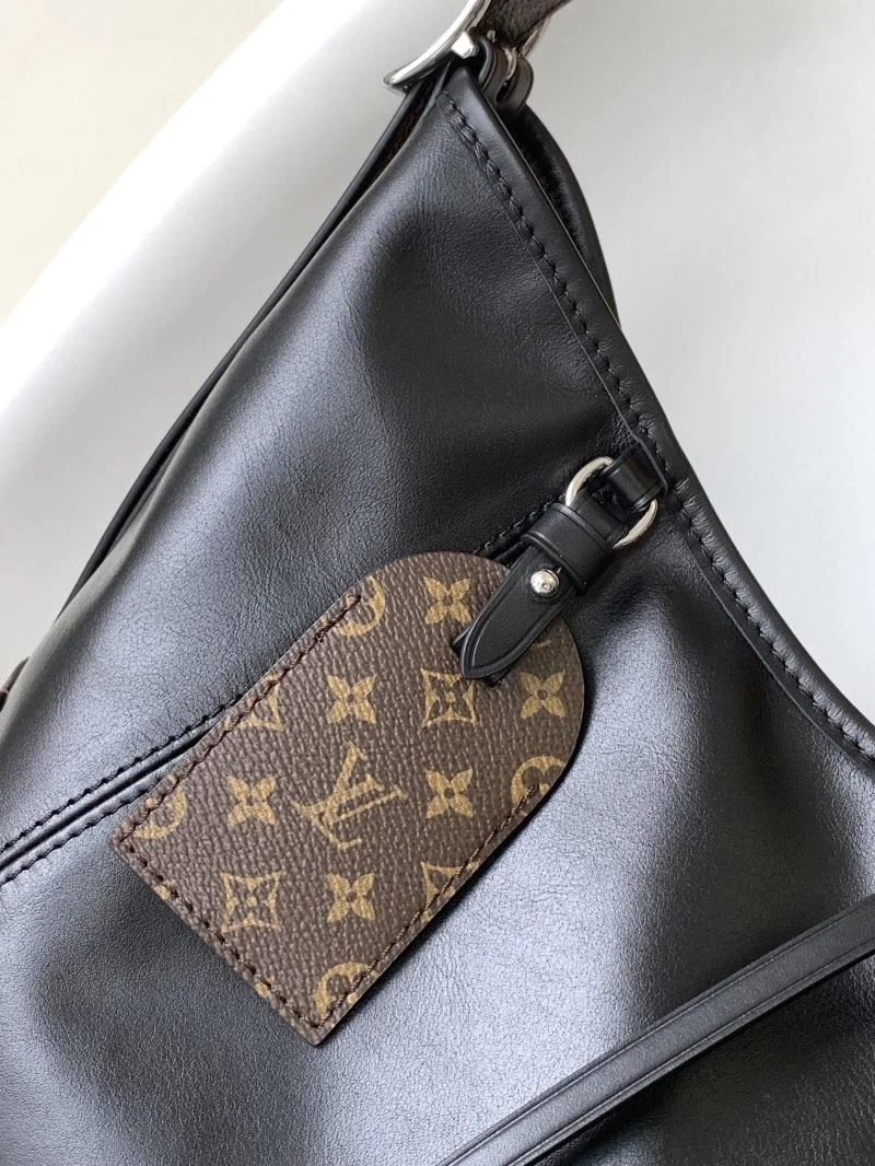 Versatile Louis Vuitton Shopping Bags 39147