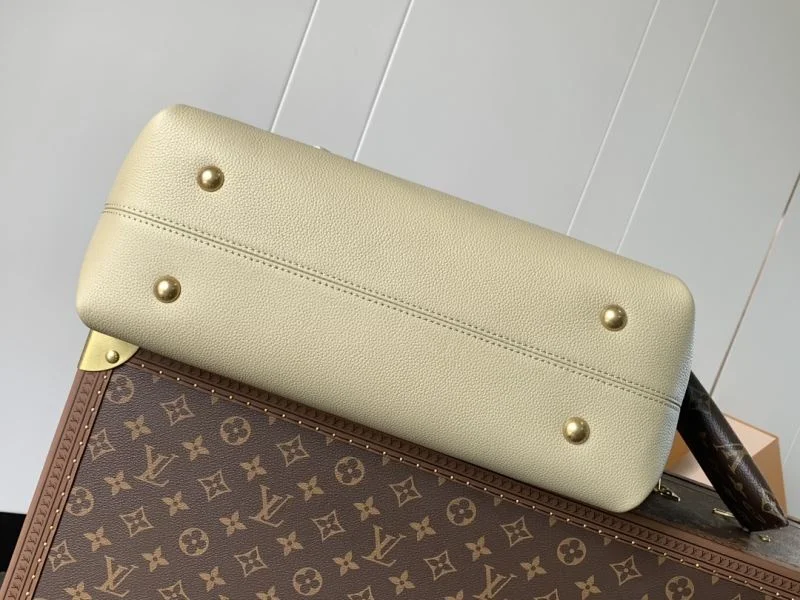 SoftTouch Louis Vuitton Shopping Bags 39158