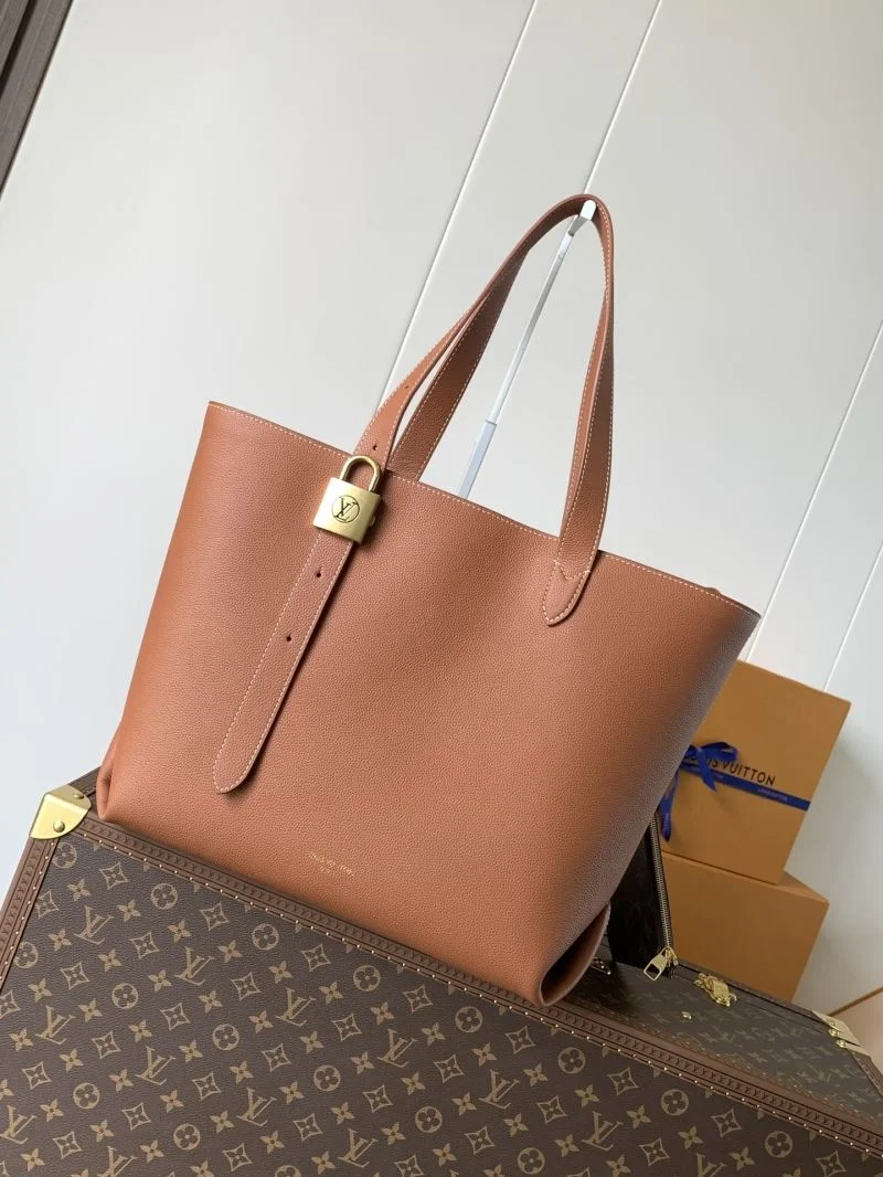 Practical Louis Vuitton Shopping Bags 39156